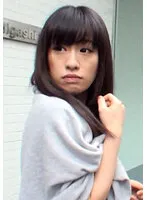 【100円】下着を見せてくれたら謝礼を出すと！衛星放送の番組のアンケートに誘われた若奥様！車の中でノリ良く下着を剥ぎとられ電マでパイパンマ○コは大洪水！？