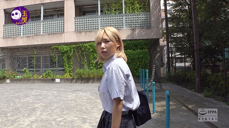 【来栖みく】【JK】ver.キミトラレ ▼「また明日ね」と、クラスメイトは嘘をつく