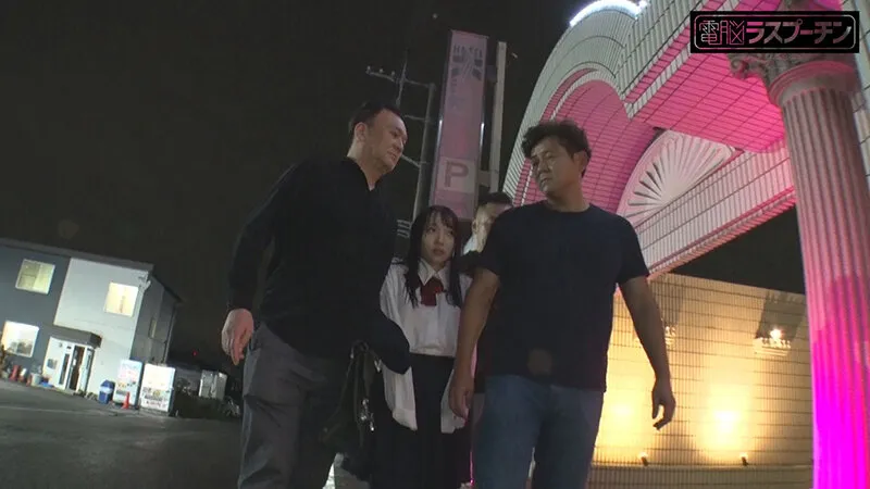 【ロリJK】ちっちゃい女の子を3人で囲み制服を剥ぎ取ってあらゆる快感を叩きこむ卑劣巨漢集団 雅子りな