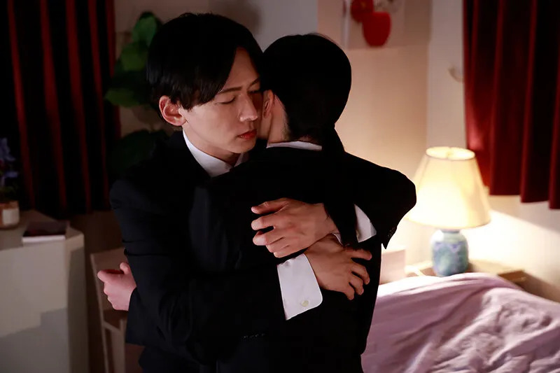 【向理来×Nia】カラダだけ、なんて。