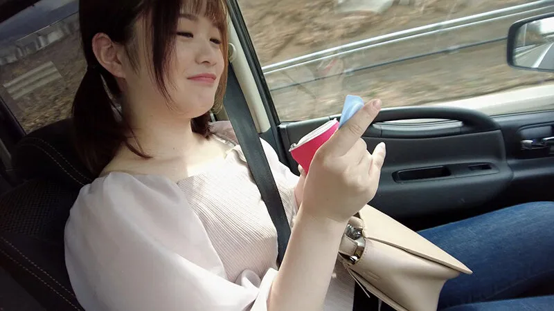 【橋本りこ】避妊具精飲 精子入りコンドームを持ち歩き野外で飲み干す女子大生