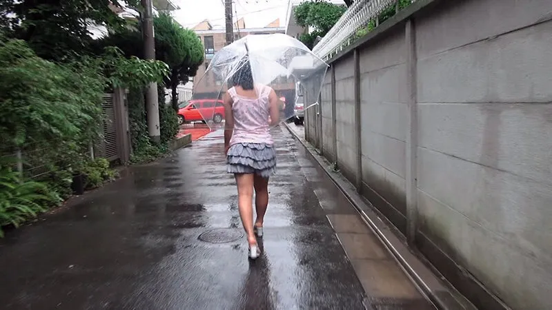 【工藤ララ 他】【JKレイプ】雨が降りしきる日、音が消される為レイパーが犯行に及ぶ
