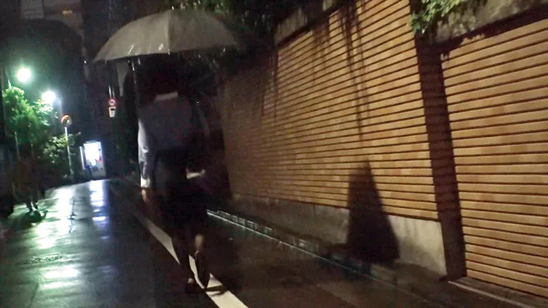 【工藤ララ 他】【JKレイプ】雨が降りしきる日、音が消される為レイパーが犯行に及ぶ