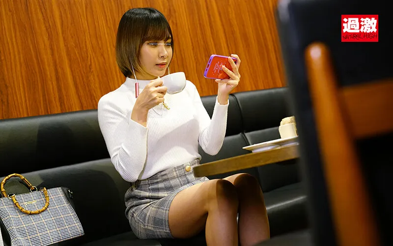 【逢見リカ 一ノ瀬恋 藤子みお】悪徳カフェ昏睡中出しレイプ ～眠剤を飲まされ吐息を漏らしながら感じてしまう無警戒ギャル～