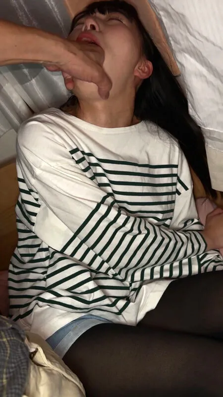 【篠宮花音】【JK近親姦虐待動画】私は毒親です。娘の精飲動画をネットにアップして、その収益で生活しているからです。撮影:かのんパパ