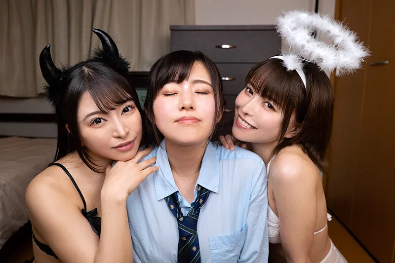 【星仲ここみ 佐藤ののか 菊池まや】【VR】天使と悪魔の脳内淫語ハーレム！小悪魔ののかが天使ここみを痴女って洗脳した結果、幼馴染まやちゃんと交際する前に性交渉しちゃったボク
