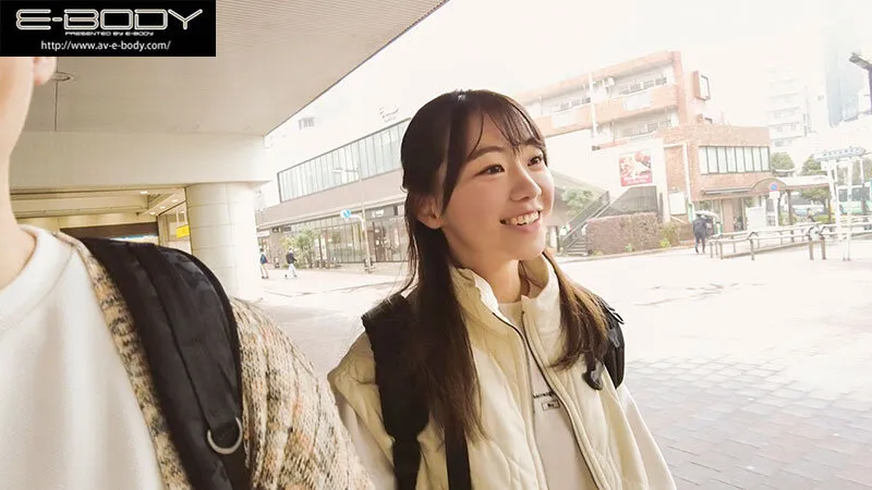 【JD】初めて出来た彼女を脱がしたら… 着衣から想像できない物凄い色白スリム美巨乳 大興奮の僕は性欲尽きるまでハメまくった 天美しおり