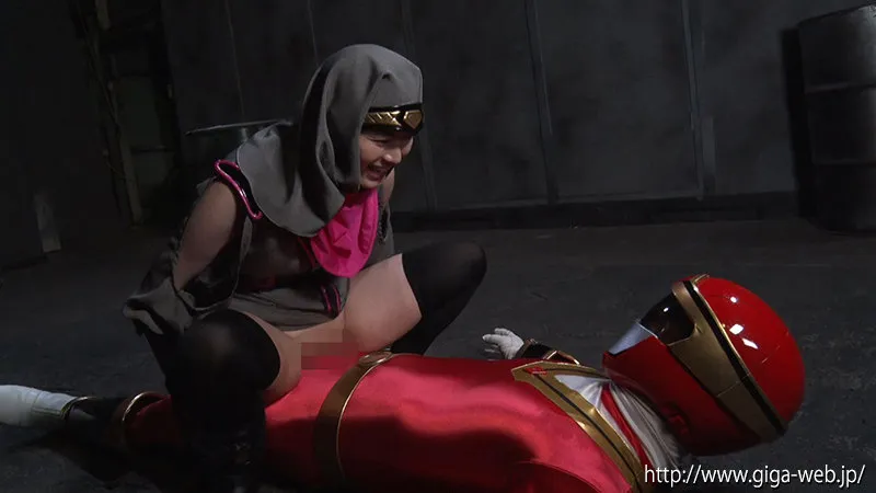 【海埜ほたる 豊岡さつき みおり舞】ヒーロー陥落 魔のくのいち三姉妹 シノビレッド完全敗北