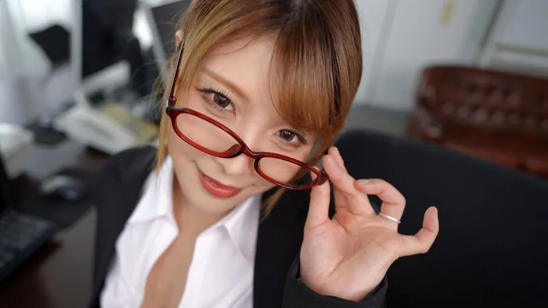 【新村あかり】新村【Gカップ痴女上司 中出しハメ撮り流出】