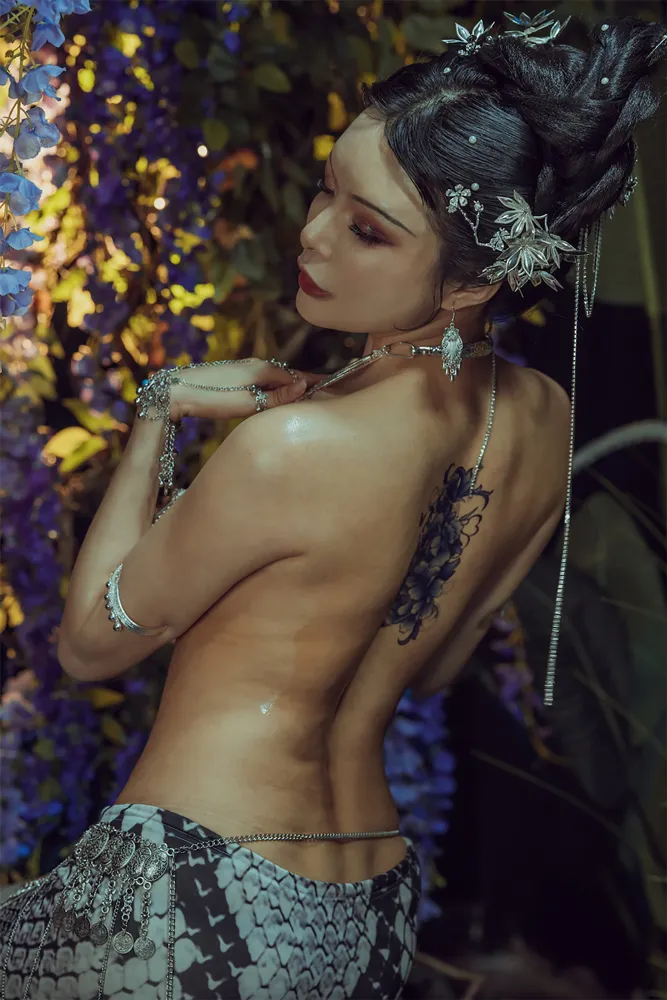 ★4K★Coser-QIUHEKEJI No.74 紫 40P+1V