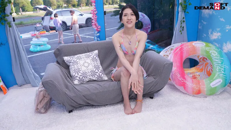 【水谷梨明日】マジックミラー号「童貞くんのオナニーのお手伝いしてくれませんか…」 海水浴場で声を掛けた心優しい水着美女が童貞くんを赤面筆おろし！2023年夏【あかね編】