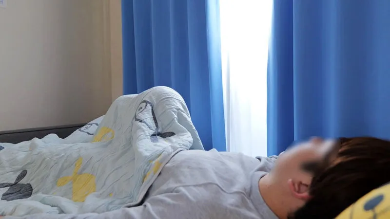 【川原まな】Kカップ爆乳人妻 ～旦那が出張中、出逢い系サイトで知り合った年下男を自宅に連れ込んでの2泊3日の情事～