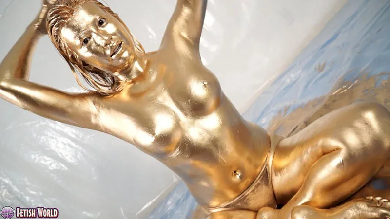 【若宮はずき】早川瑞希が金粉に挑戦！【ウェット＆メッシー】