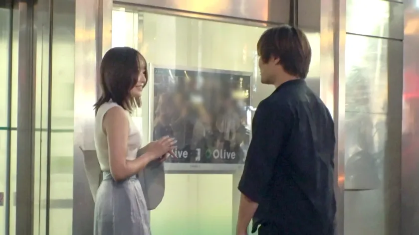 マジ軟派、初撮。 1991 恵比寿で働いているオシャレお姉さんをナンパ！敏感体質で従順体質！！服の上から触っただけでビクビクと反応してしまい、イラマチオで涙目になりながらも顔をとろけさせ、ま○こはぐちょぐちょに！