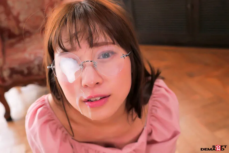 【JK】めがね美少女に喉奥イラマぶっかけ！トロットロの白濁ザーメンがレンズにベットリ！！視界ゼロになるまで大量発射SP！！！ 佐々木ひな