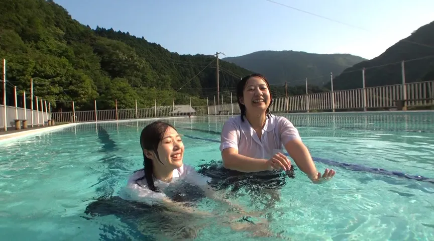 【JK着衣水泳】後輩へのリフレッシュ