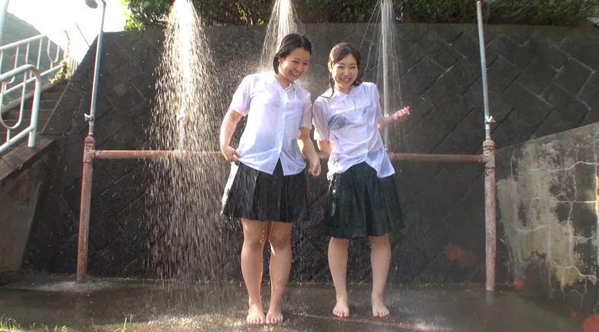 【JK着衣水泳】後輩へのリフレッシュ