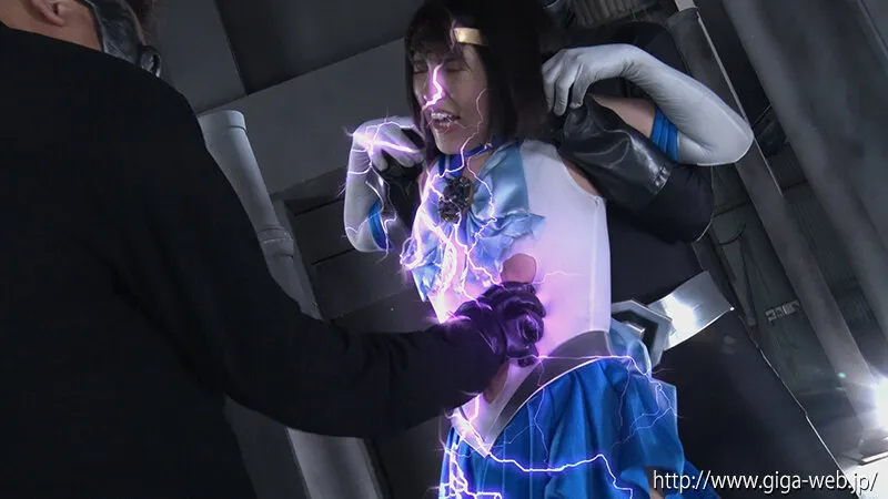 【ひなた澪 美らかのん】【セーラーマーキュリー パロディAV】セーラーアクエリアス ～攫われた、聖なる結晶～