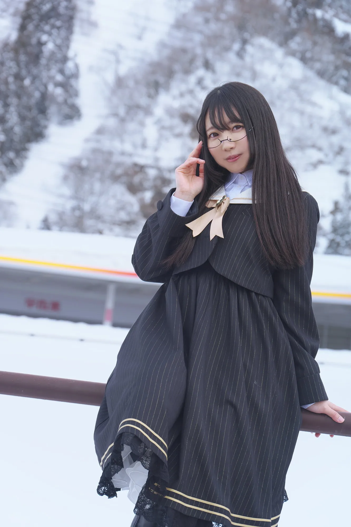 【天使みゅ。】雪とギャルと委員長【JKコスROM】