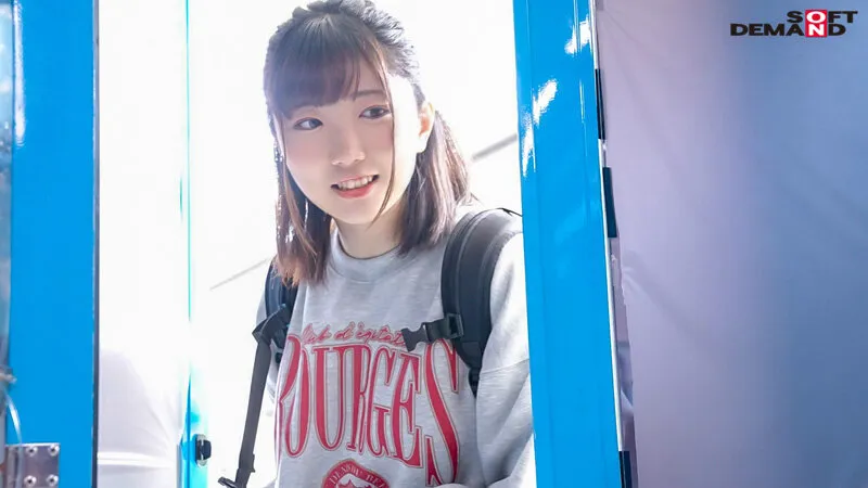 【先行公開】マジックミラー号 女子大生限定 睾丸マッサージ体験で勃起不全解消のお手伝い！優しく丁寧な金玉揉みで元気になったガチガチおち〇ぽをそのまま挿入大量発射SEX！