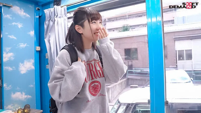 【先行公開】マジックミラー号 女子大生限定 睾丸マッサージ体験で勃起不全解消のお手伝い！優しく丁寧な金玉揉みで元気になったガチガチおち〇ぽをそのまま挿入大量発射SEX！