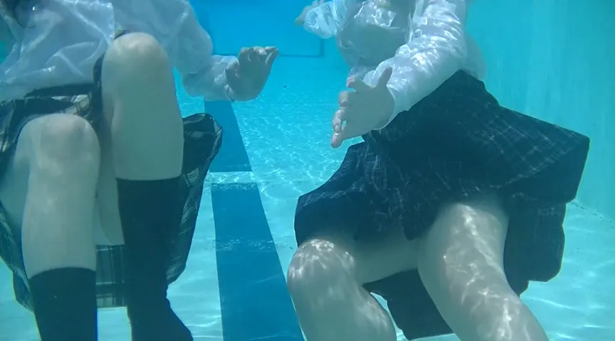 【JK着衣水泳】成績向上の願掛け