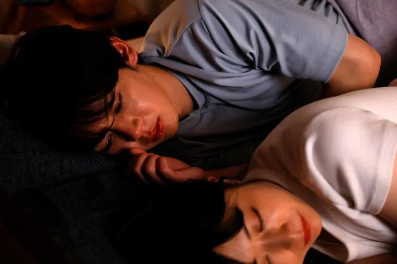 【上原千明×山本蓮加】寝たフリ