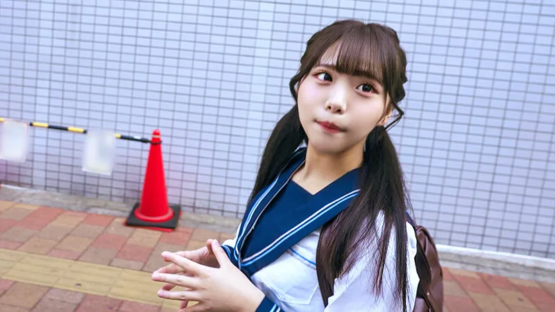 【鈴音杏夏】【JK】【アフスク☆セックス】どこにでもいる普通な見た目だけど実は性欲激強きょうかちゃん1☆歳！普段からオモチャを使ってマ○コをイジりまくっている変態ガール！！シーツ一面を潮吹きでビショビショにするほどイキまくるピチピチマ○コに大量中出し！！