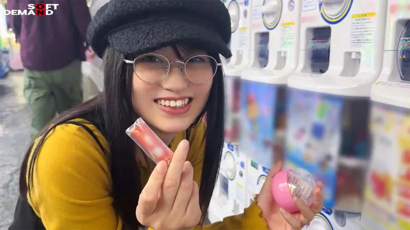 【菜月ひかる】バイトのヒカルちゃん（20）が肛門パックリして腸内丸見えになっちゃった！