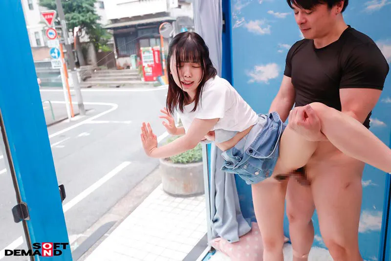 【佐々木恵梨香 花柳杏奈 森下ことの 他】マジックミラー号 都内有数のお嬢様大学に通う高学歴女子大生に 100の淫語を言わせたら、純白のパンツに染みをつくってしまうのか検証！！ …結果、自らち○ぽを求めてしまうほどに発情、前戯不要な濡れ濡れま○こに生挿入！？2