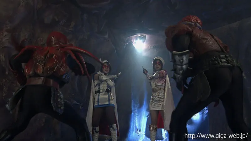 【前乃菜々 ひなた澪】美少女仮面オーロラ＆フォンテーヌ ～絶倫魔人の恐怖、性調教洗脳地獄～