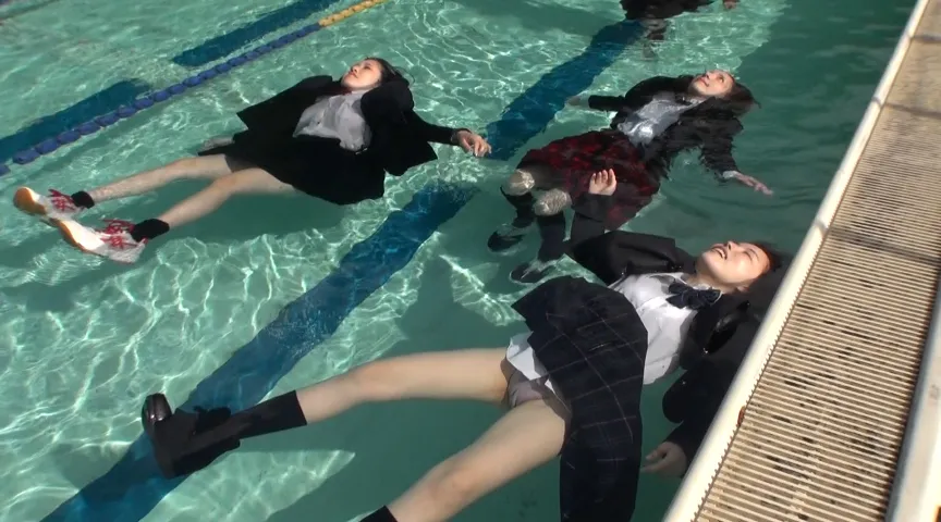 【JK着衣水泳】競技間の休息