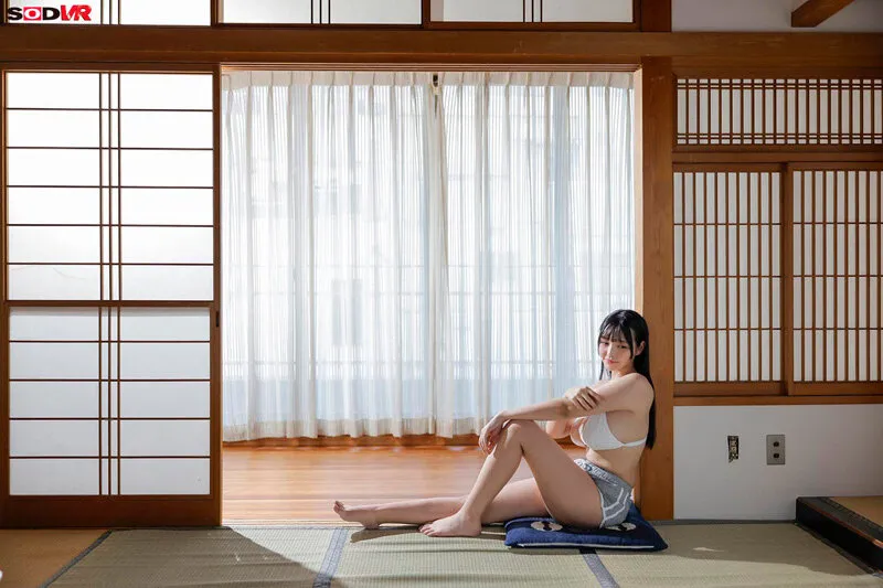 【眼鏡JK】【VR】【8K】愛が重すぎる爆乳義妹の逆夜這い誘惑に耐え切れず、朝日が昇るまで汗だく中出し性交し続けたある夏の話。恋渕ももな