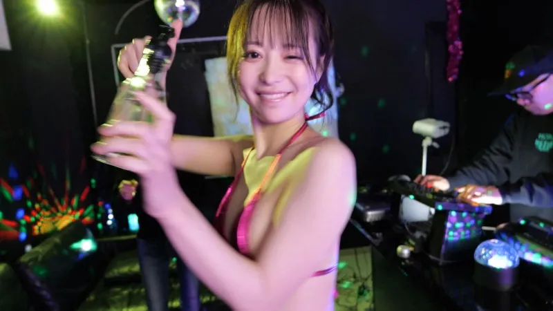 【天馬ゆい】リオナ【ビキニ・酒酔い・乱交・中出しハメ撮り流出】