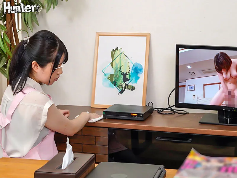 【霧島さな まなみ静奈 丸山結愛 夢川りあ】【完全主観】おとなしそうな出張家政婦にAVを見せつけたら自分から勃起チ○ポに跨って来て、何度も騎乗位で強●中出しされちゃった！