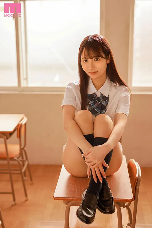 【JK】【VR】さよなら、僕の彼女 学生時代から付き合ってきた彼女と、明日の朝、別れる。引っ越し前夜、最後の中出しセックス 小野六花