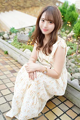 【白浜みなみ】【JKTikToker】【t●kt●ker数珠繋ぎ】制服、リアル。男子と話すだけで顔が真っ赤になるほど奥手な女の裏の顔がヤバイ。ギチギチの初心ま●こに中出しおねだりさせてM覚醒させる。