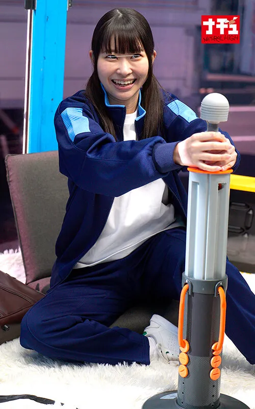 【天美めあ 久和原せいら 月美りょう 月本海咲】【JK】失禁マジックミラー号 股間直押し！スクワット‘電マ’カウンターで目指せ100プッシュ！快感に我慢できずガニ股でお漏らしイキしてしまう部活帰り女子