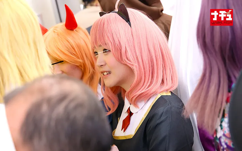 【若月もあ】【SPY×FAMILYアーニャコスプレAV】ハロウィン羞恥 敏感乳首いじりVer. ネコミミ魔女