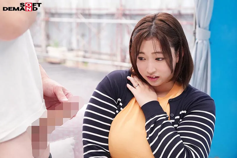 マジックミラー号 「性欲が抑えられなくて困っている男性の悩みを聞いてくれませんか？」セックスレスな人妻に18cmのギン勃ちペニスを見せつけて膣穴を濡れ濡れにさせて恍惚ナマSEX