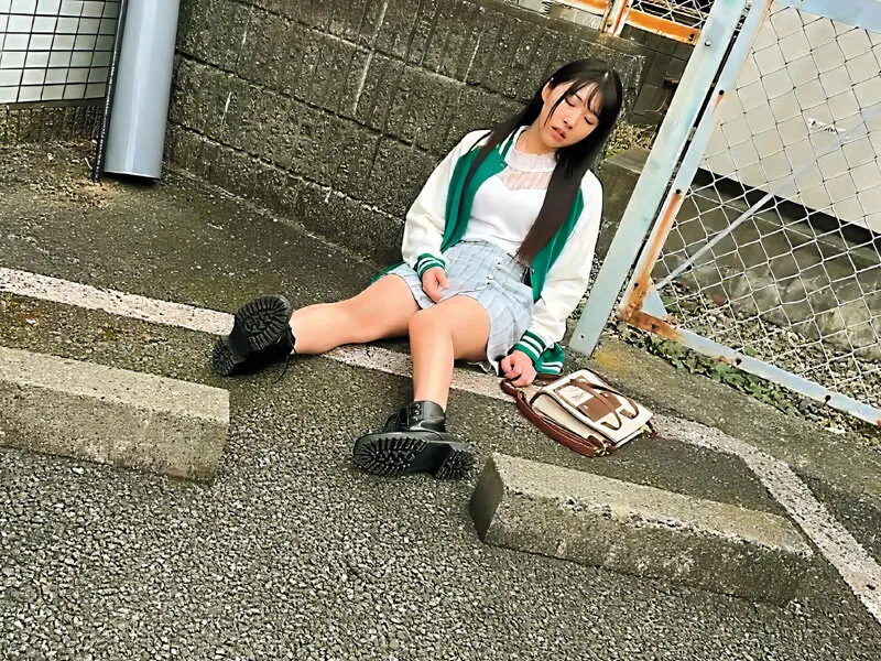 【JK昏睡レイプ】登下校パンチラ着替えトイレ風呂etc.1年間ずっと盗撮していた女子校生に彼氏ができて嫉妬を抑えきれず追跡拉致レイプ抵抗しなくなるまで何度も生中出ししまくった 皆月ひかる