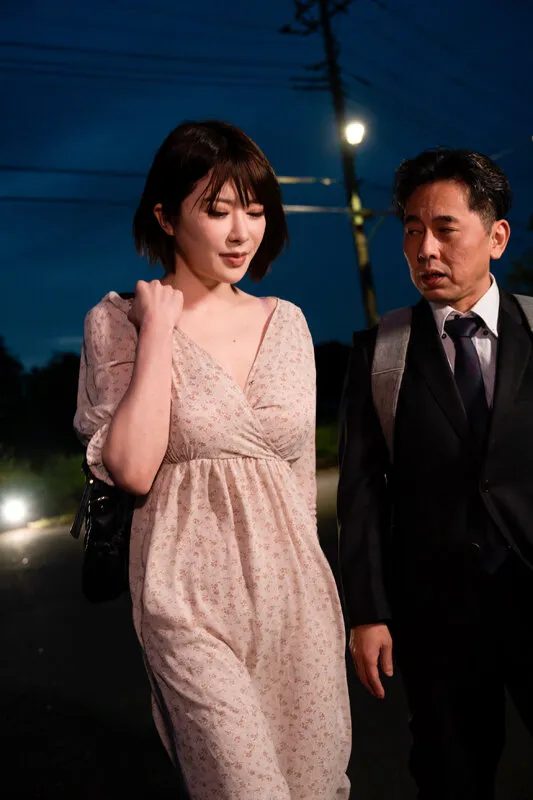 逆らえないM妻 辻井ほのか