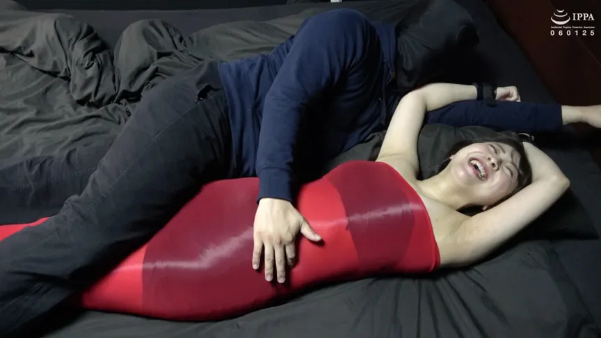 「全身ストッキングで不思議なくすぐったさとフェチズムを！」WAKA-052 優木なお（5）