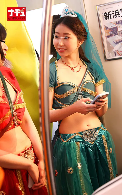 【有加里ののか 天美めあ 如月りいさ 若月もあ】【SPY×FAMILYアーニャコスプレAV】ナチュラルハイ25周年記念作品 ハロウィン羞恥 敏感乳首いじりVer.