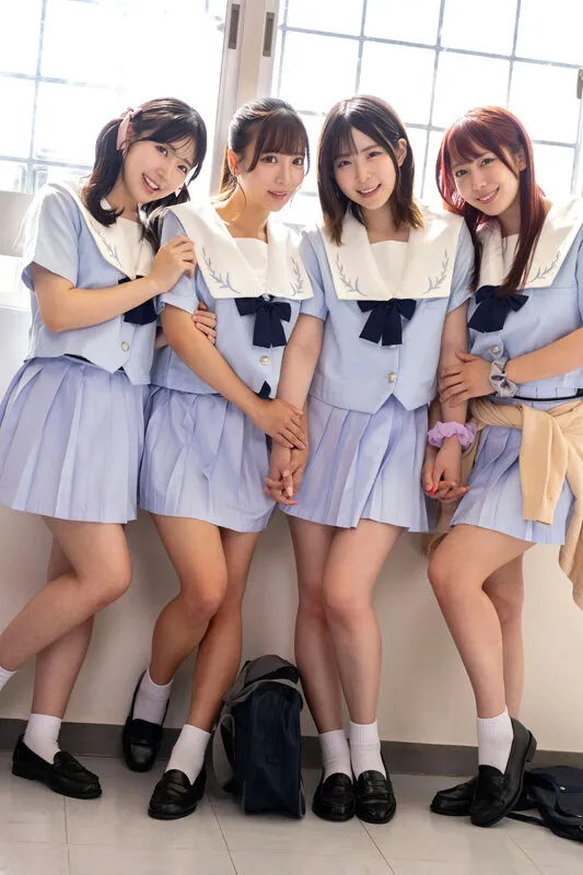 【沙月恵奈 皆月ひかる 弥生みづき 他】【JK百合】【VR】【KMPVR-彩-7周年記念特別版】聖レズ学院 貧乏の僕がテスト生として転校した先はまさかの女子校！？百合色の匂いが充満した教室ではみんなレズ！レズ！！レズ！！！花ざかりの男子禁制ハーレムLIFE