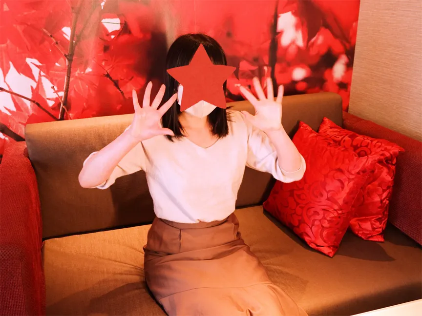 足裏弱点清楚な小柄ちゃんくすぐりツボ探し女体実験