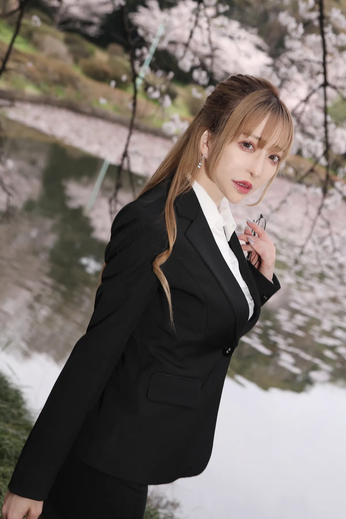 【神崎りのあ】ツンツン猫系上司分からせてみた件