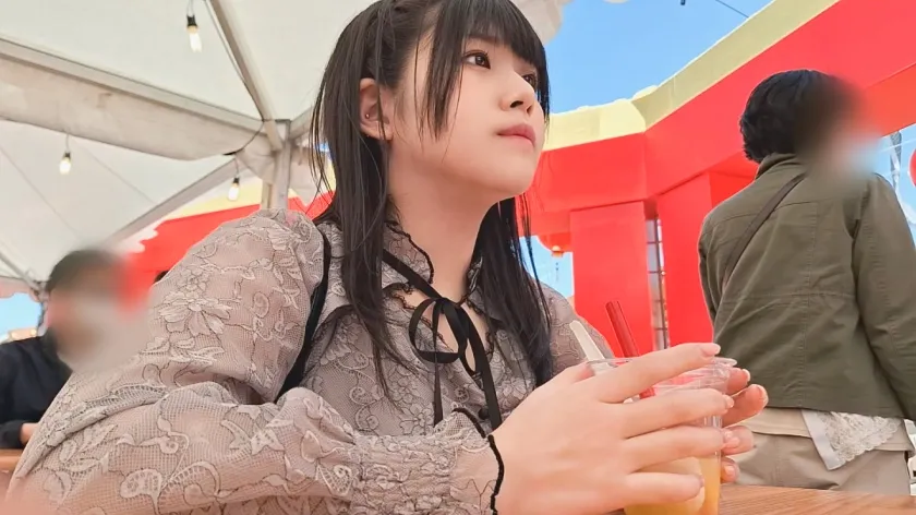 【羽月果音】マジ軟派、初撮。 2092 ※ちゃんと20歳は超えてます！不機嫌童顔少女はご機嫌Hカップ爆乳！童顔で爆乳でパイパンってどっちなの！？手マンされてま●こはぐちょぐちょ、塩対応が潮対応に！これ以上ない余裕たっぷり神パイズリ！