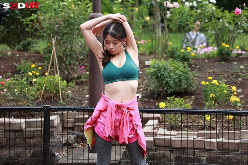 【浜辺栞帆】【レイプ】【VR】【8K】朝ラン終わりのプリ尻スレンダー女子を追跡姦。イヤホンで気づかれないまま、自宅に押し入り汗だくレ×プVR 【巨乳美尻スレンダーOL編】