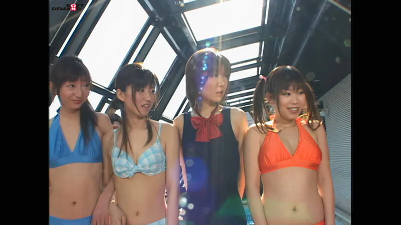 【楓アイル CHACO 里美りん 青山ちえり】【例のプール】【AIリマスター】CHACO率いる元アイドル軍団と紅白対抗ちょっとHな大運動会